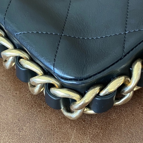 *SOLD* Chanel Framing Chain Flap Bag Quilted Calfskin Small - Picture 14 of 15